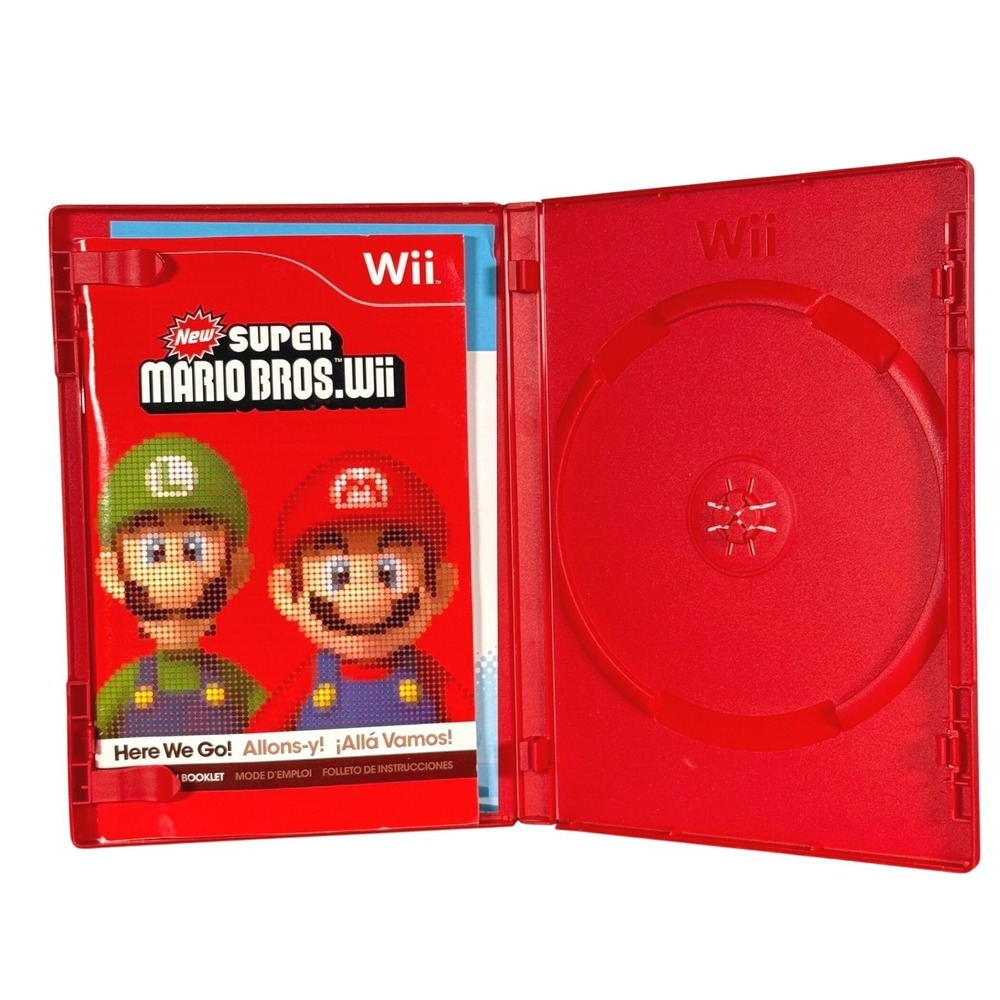 Nintendo New Super Mario Bros. Wii Case and Manual Only Red 2009 USA